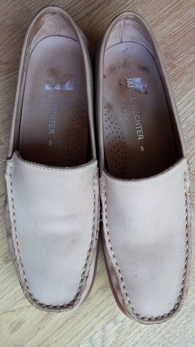 Daniel Hechter beżowe mokasynu ze skóry rozm 5