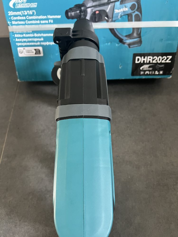Перфоратор Makita DHR 202