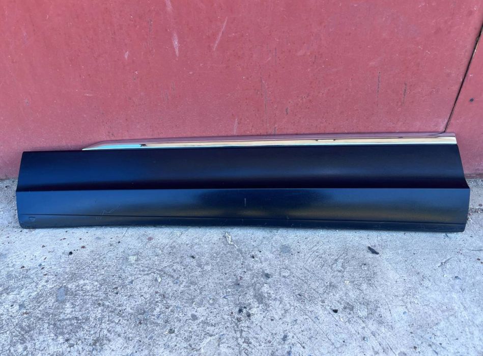 Накладка двері перед ліво Tiguan 17-24, накладка двери тигуан 17-24