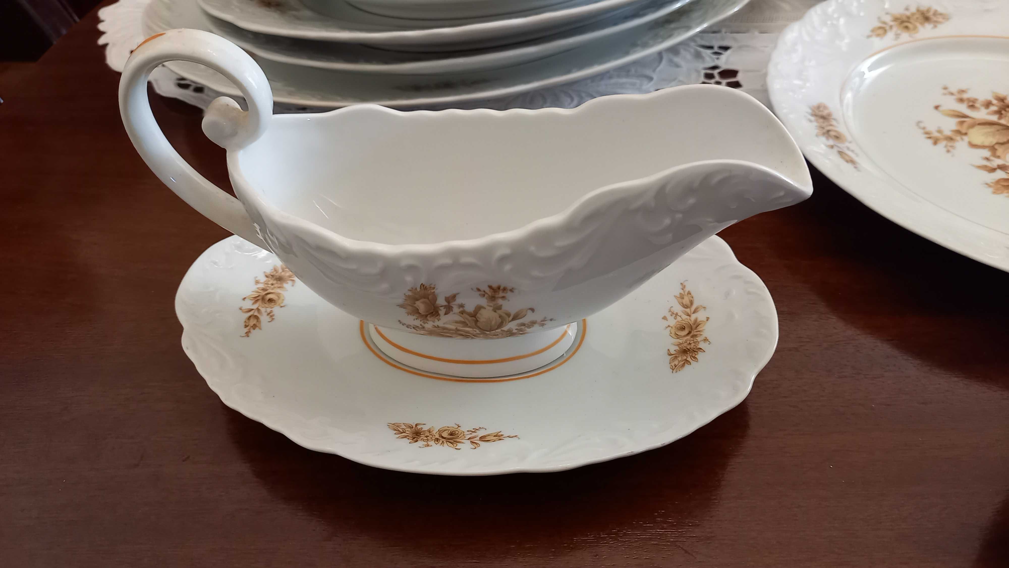 Serviço de Jantar de porcelana marca SPAL