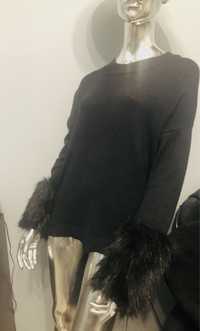 Damski czarny sweter Monnari