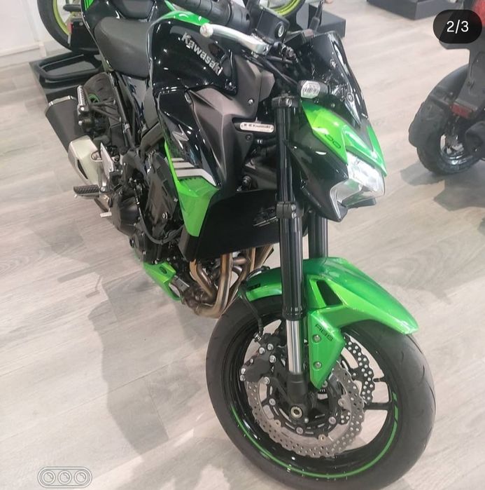 Kawasaki z900 ano2022