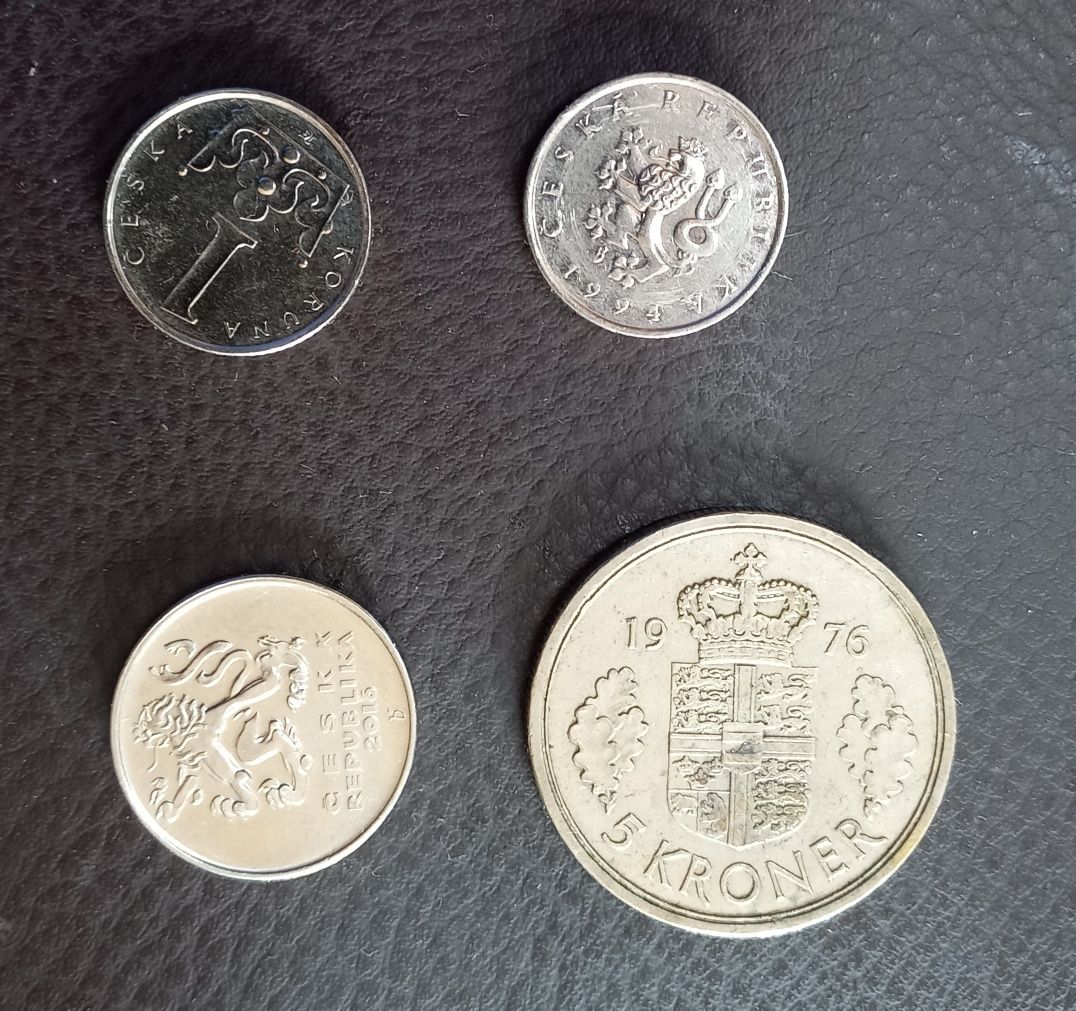 6 moedas estrangeiras