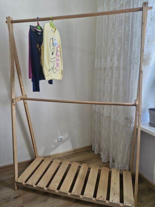 Стійка , стелаж для одягу для дому,магазину ,тощо