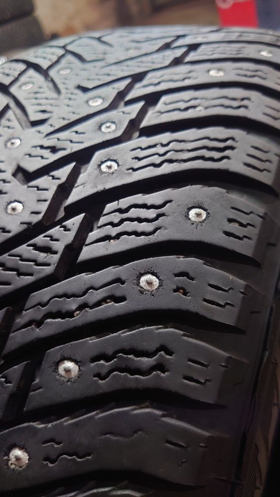 Пара зимних шин Nokian Hakkapeliitta 8 ШИП 225/55 r17 225 55 17