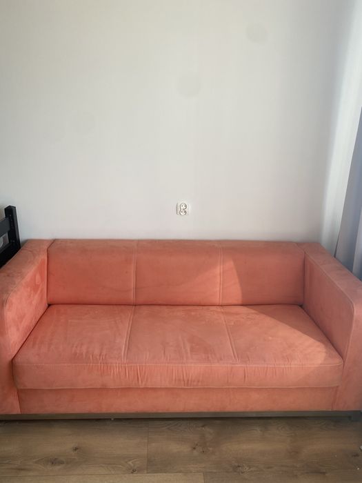 sofa rozkładana różowa