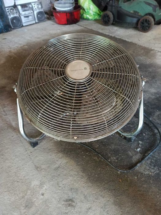 Wentylator podłogowy Tarrington House