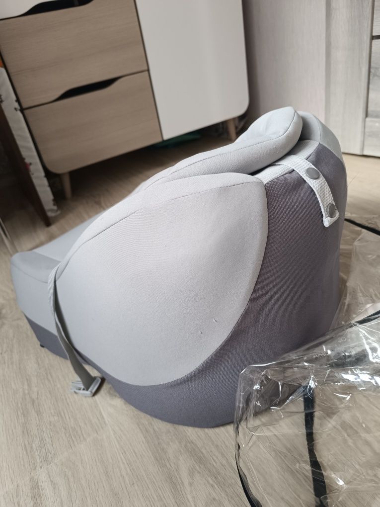 Chicco Comfy Nest Poetic - серый крісло-кокон