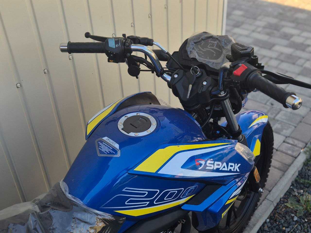 НОВИЙ! Мотоцикл SPARK 200R-17