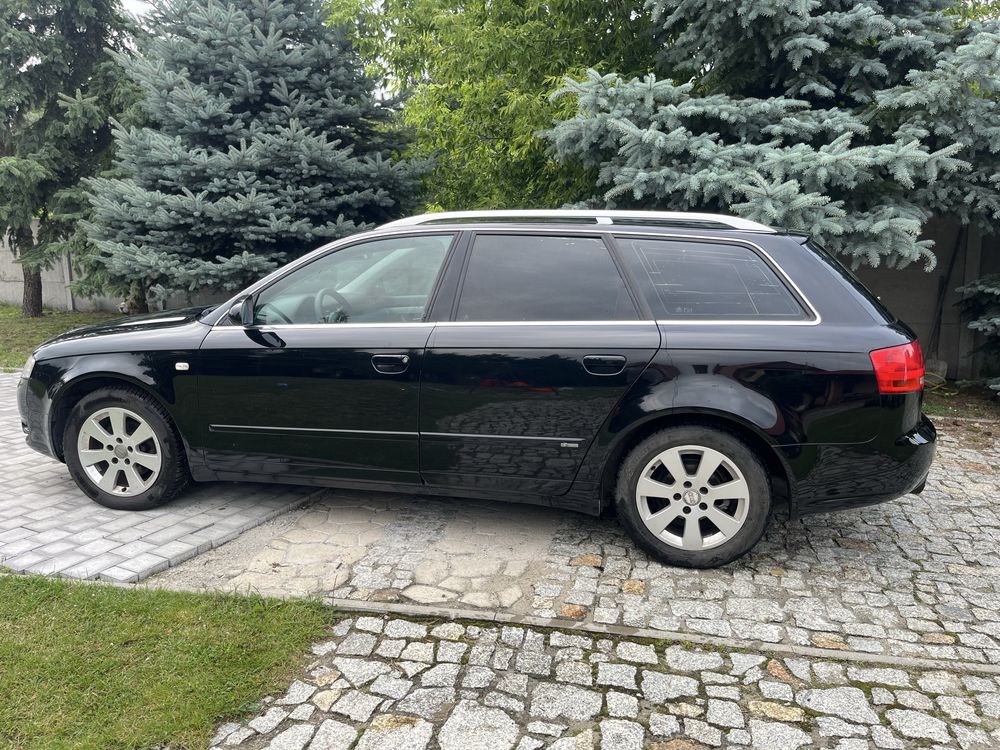 Sprzedam Audi A4 Avant 1,6 B/G