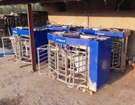 Robot udojowy DeLaval hala udojowa