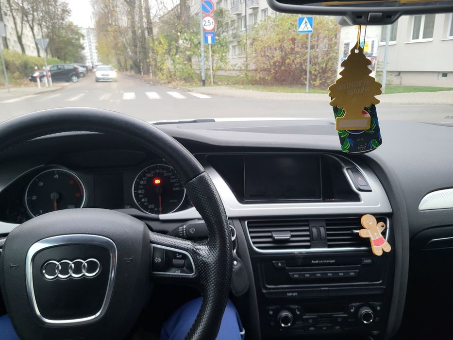 Sprzedam samochod POLECAM  i zapraszam do kontaktu