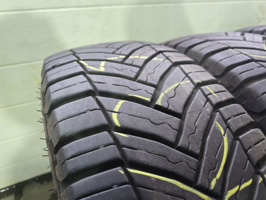 Michelin Agilis Crossclimate 215/65R16C 109/107T 6,5mm 4X 21R