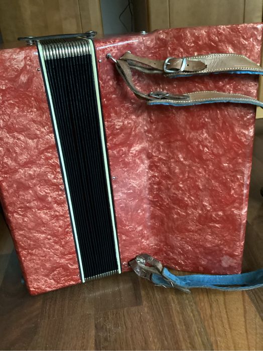 Do sprzedania akordeon