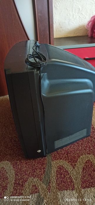 Продам 2 телевизора Rainford и JVC