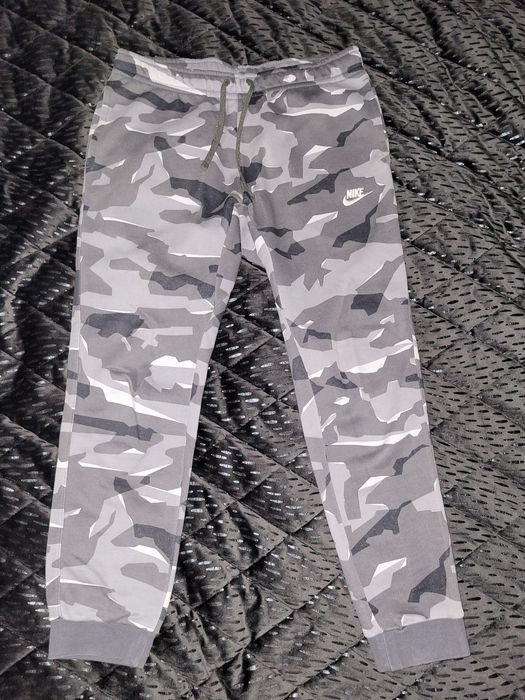 Spodnie dresowe Nike