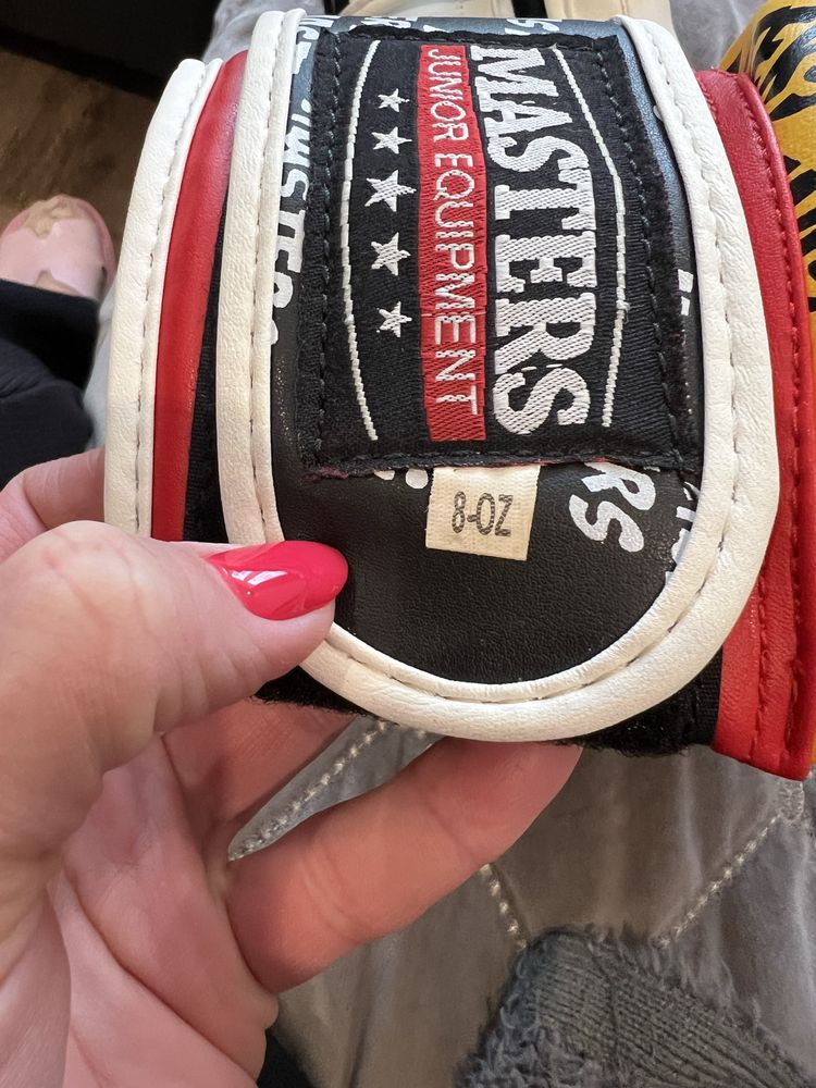 Rękawice bokserskie Masters r 8-oz dla dzieci.