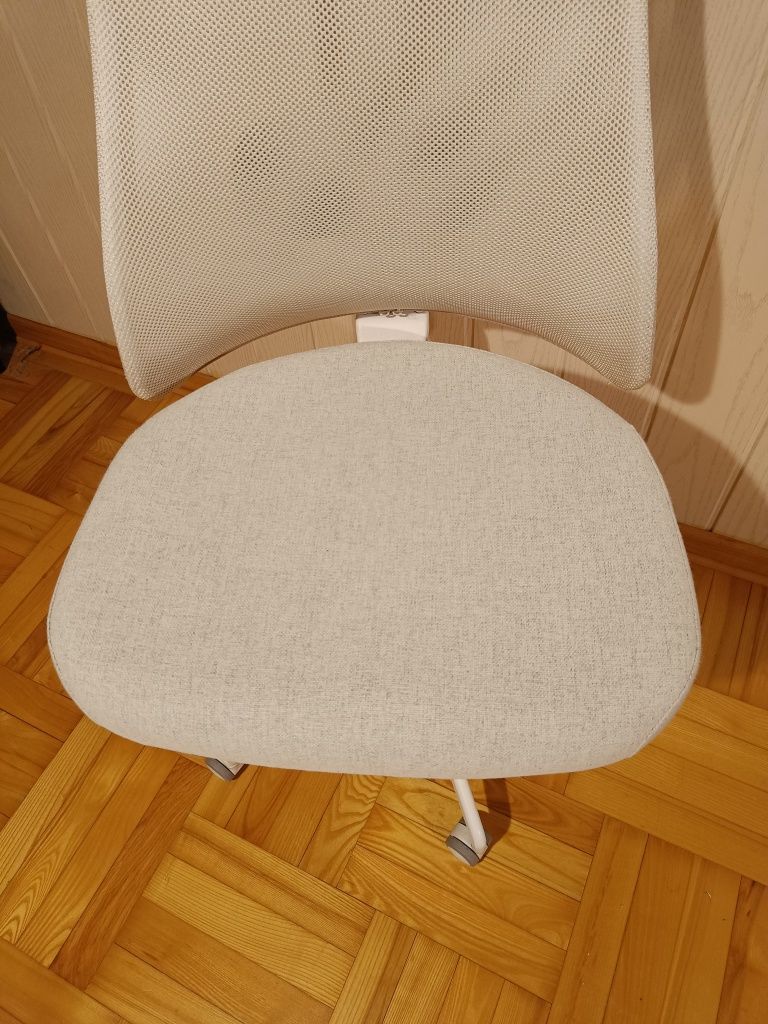 Ikea Jarvfjallet krzesło biurowe dowóz gratis