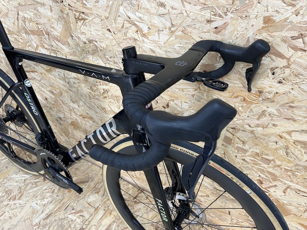 Bicicleta topo de gama Factor Ostro Vam - Ultegra Di2 12v - 49,54,56