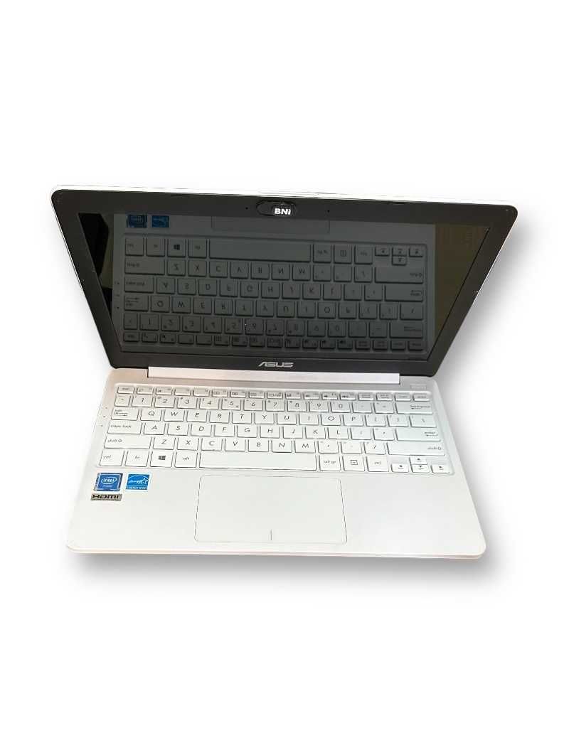Laptop Asus E203M 4/64 GB