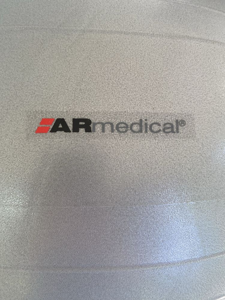 Piłka ARmedical rehabilitacja, joga, 60 cm srebrna + pompka stan bdb