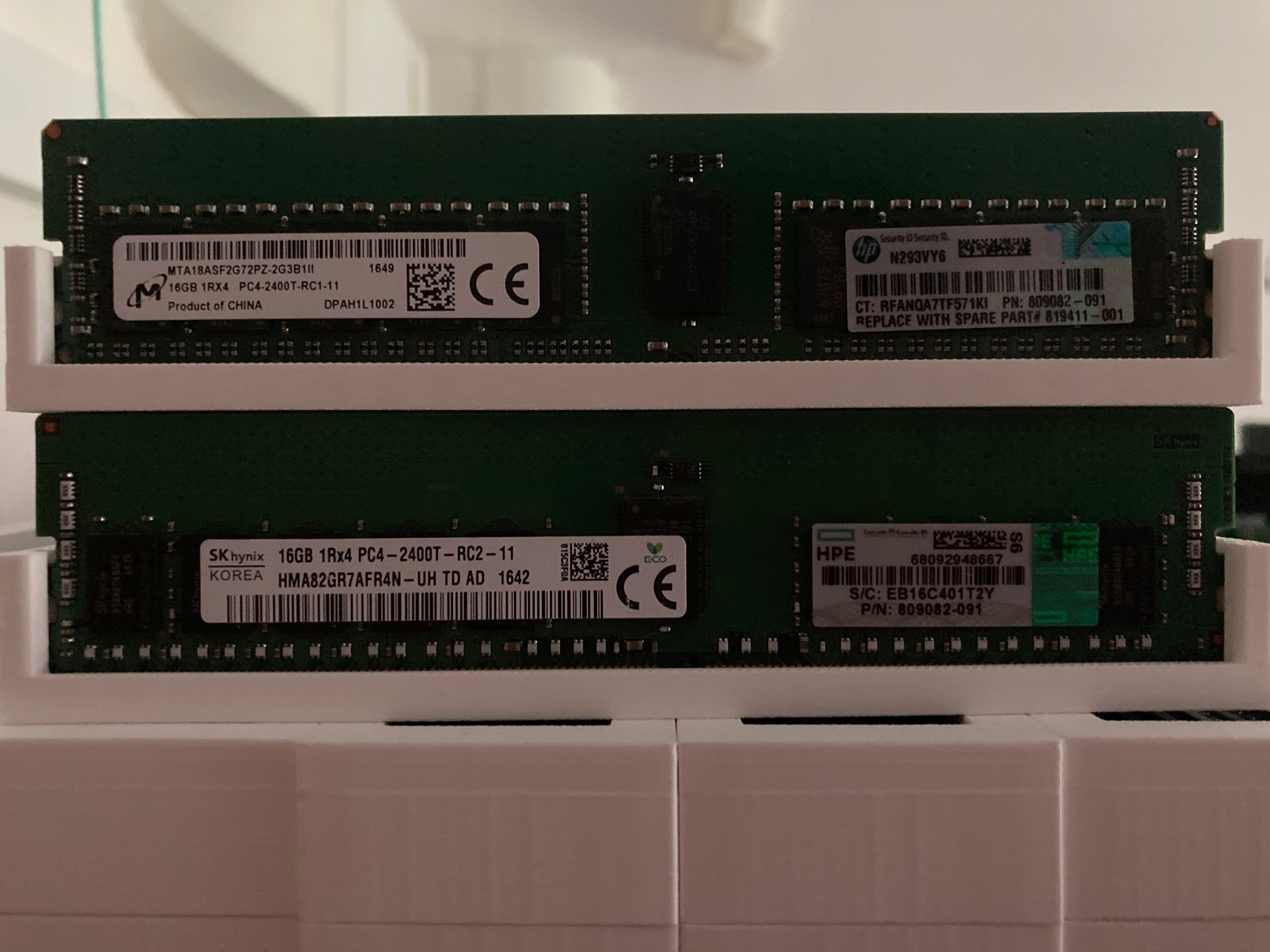 Pamięć RAM 128GB (8x 16GB) 2400T DDR4 ECC RDIMM