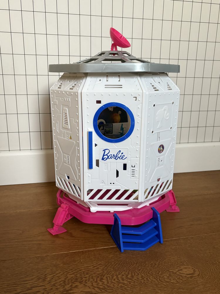 Barbie stacja kosmiczna rakieta lalka