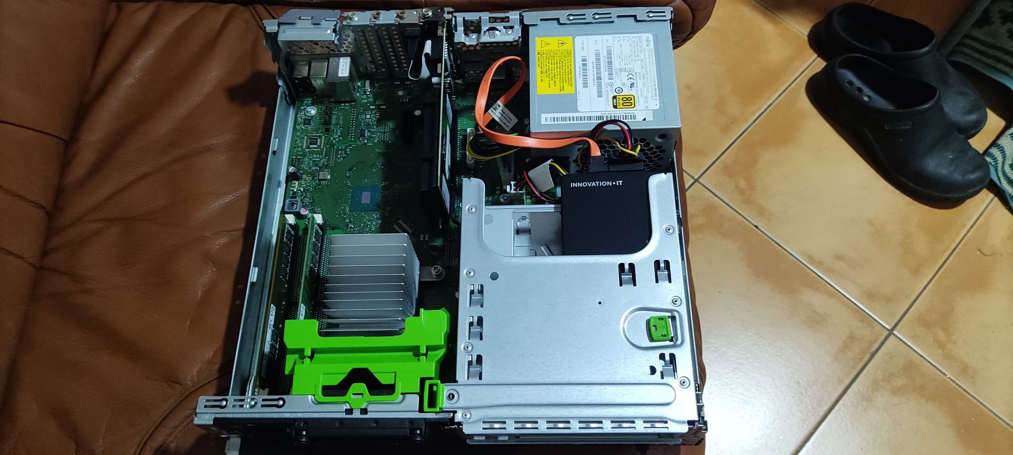 Fujitsu Esprimo i3