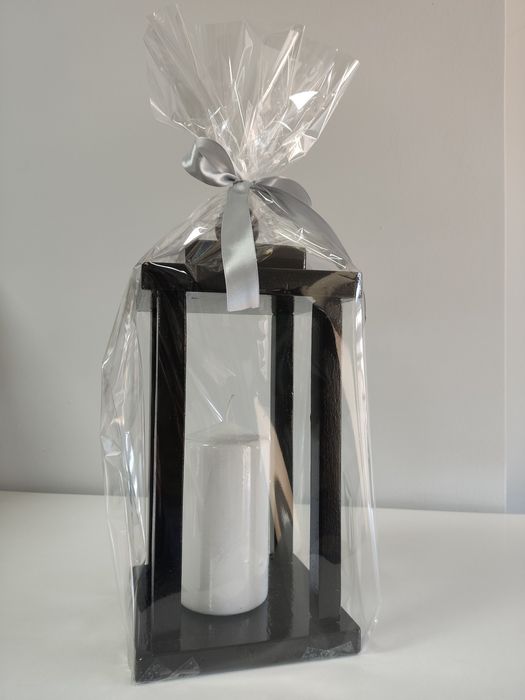 Lampiony, kapliczki drewniane:)