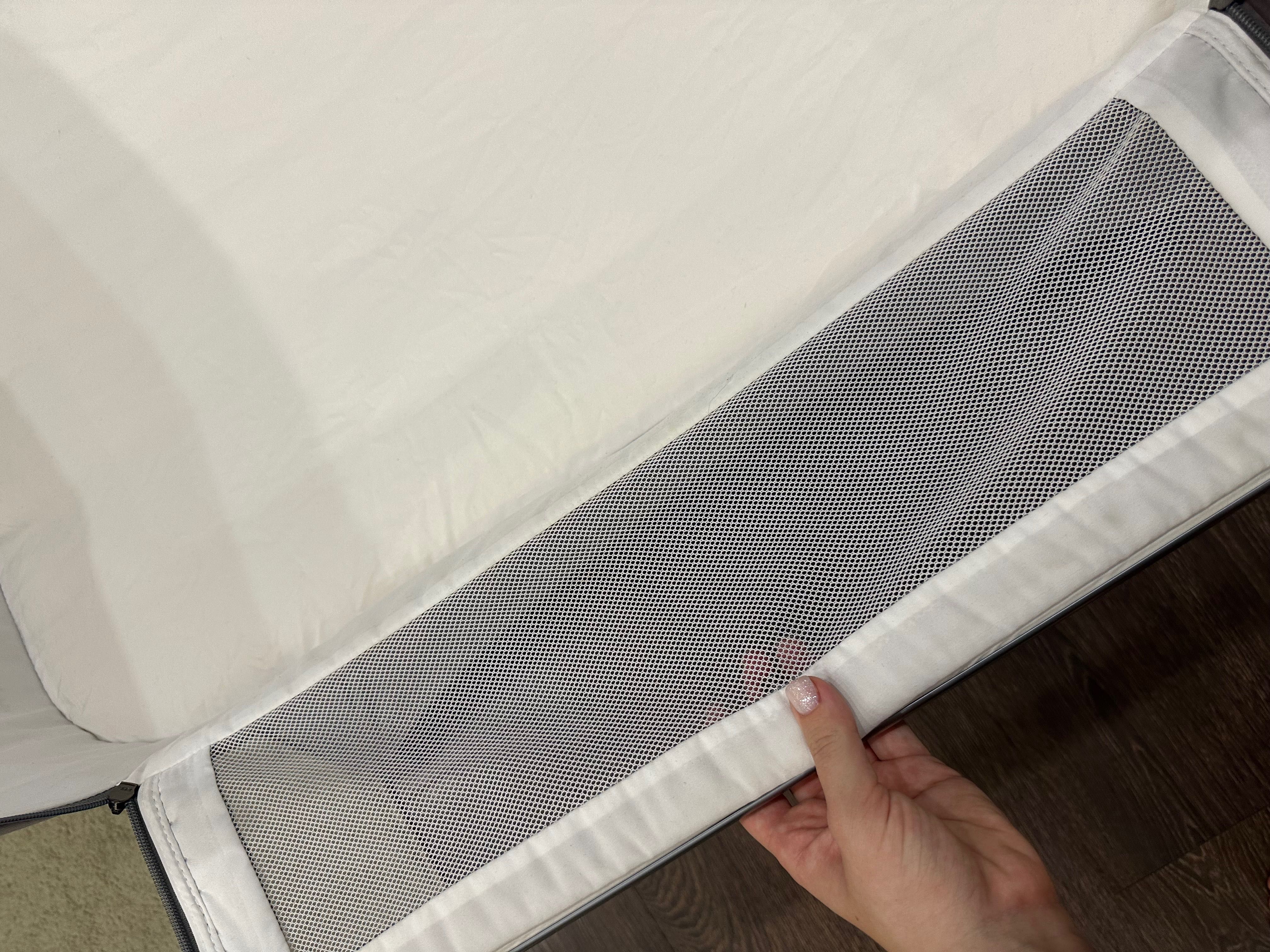 Приставне дитяче ліжечко Carrello Aria