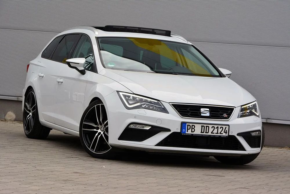 Seat Leon LIFT ** FR ** 2,0 TDI ** 180.ooo **Led,  PANORAMA , Rada ** z Niemiec!