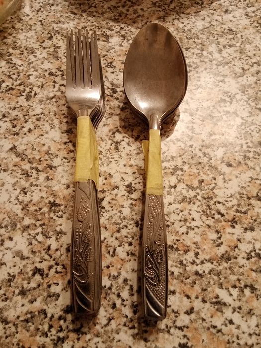 Ложки. Вилки. Виделки.  Нержавіючі. 15грн - шт.