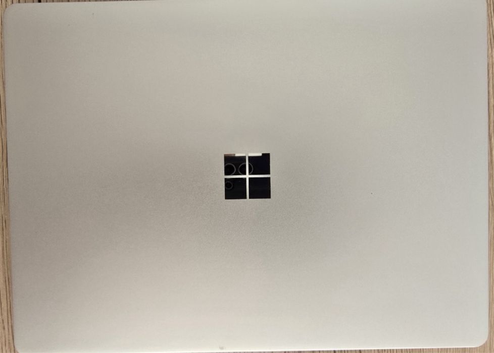 Laptop Microsoft Surface Go 2 12,4 " Intel Core i5 8 GB/256GB srebrny