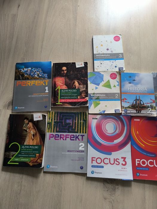 Sprzedam podręczniki i ćwiczenia (cena w ogłoszeniu za wszystkie)