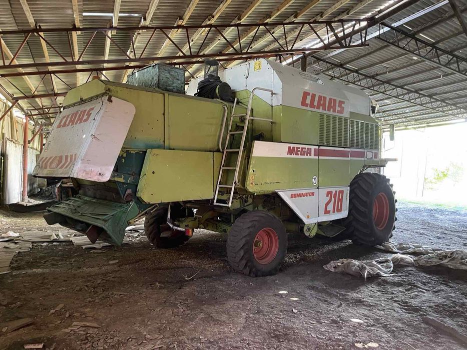 Комбайн CLAAS MEGA 218