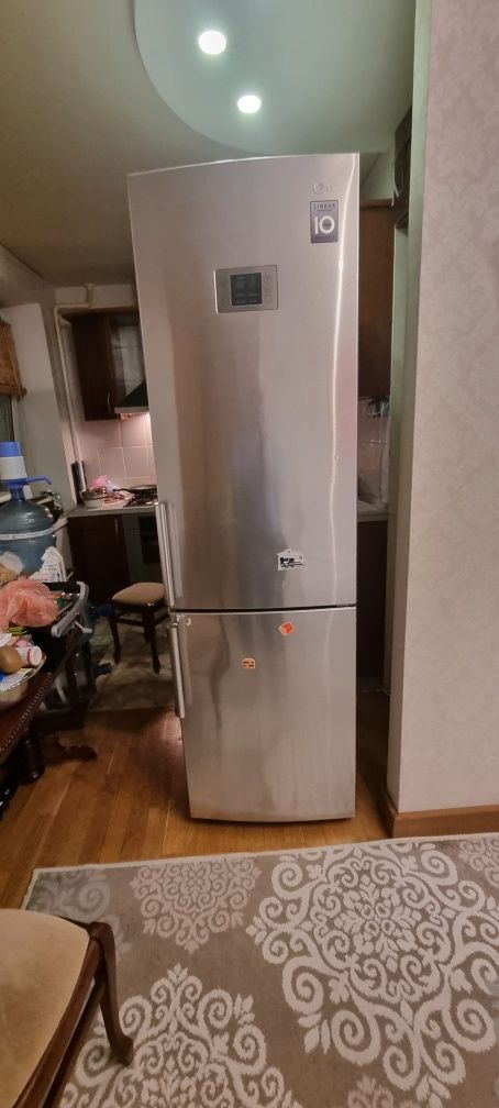 Холодильник lg GW-B499BAQZ