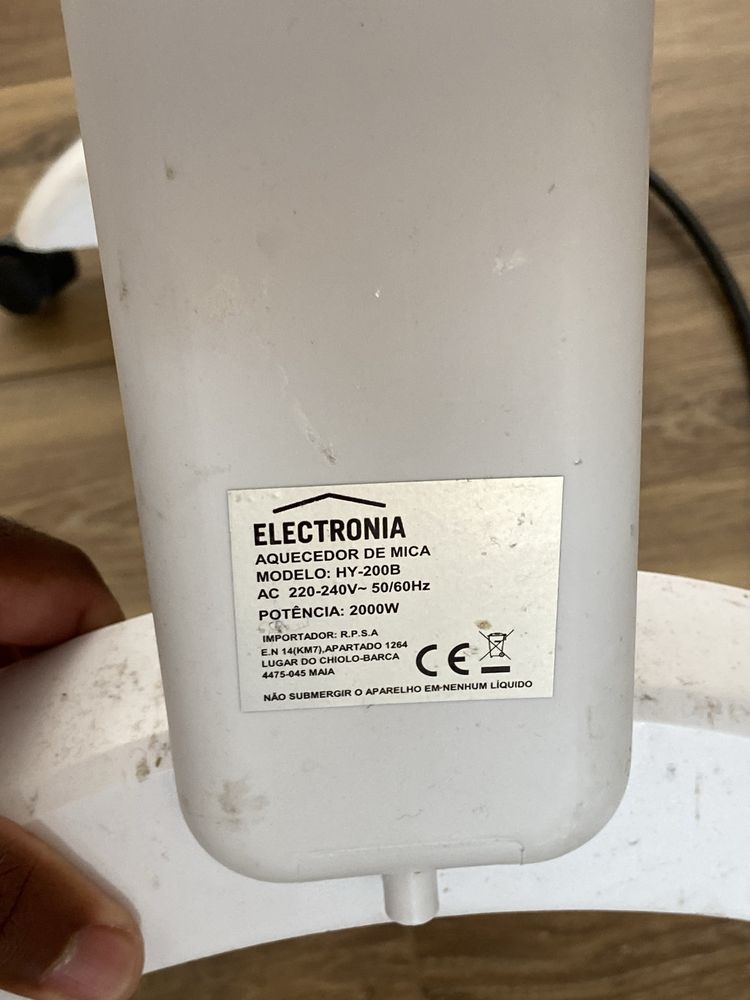 Aquecedor de Mica Electronia HY200B – 2000W