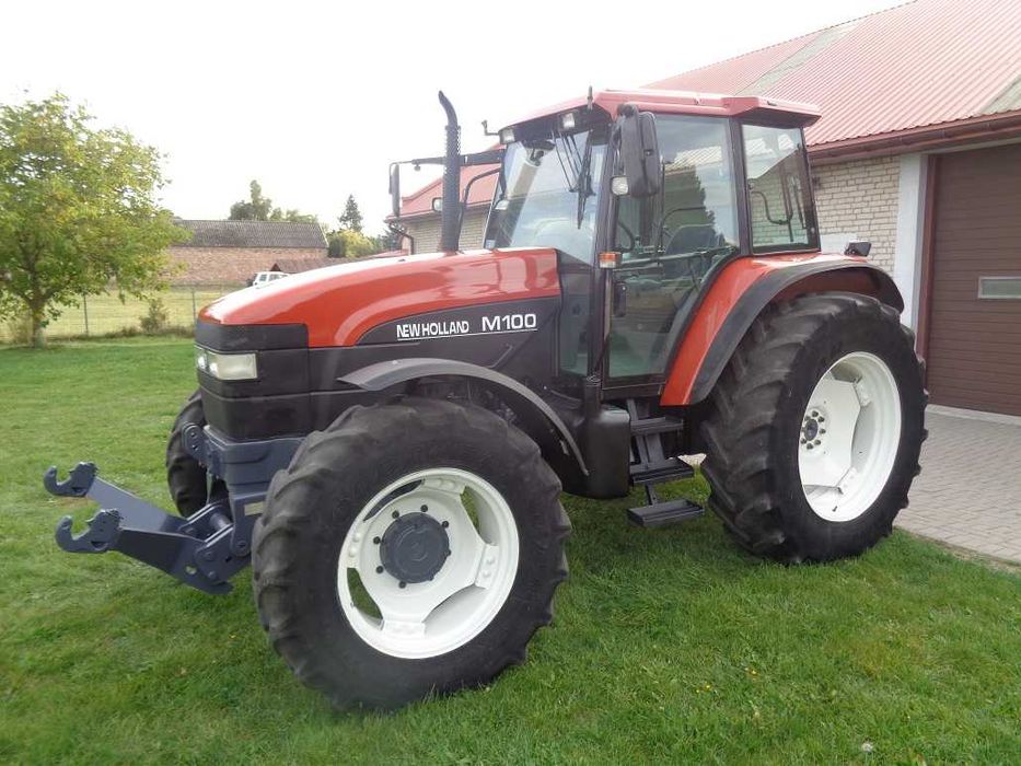 New Holland M100