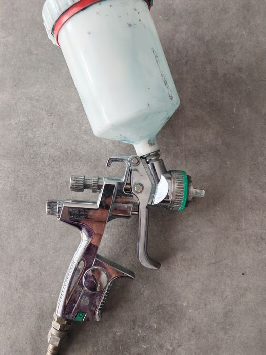 Pistolet sata jet 4000B   HVLP. Digital.