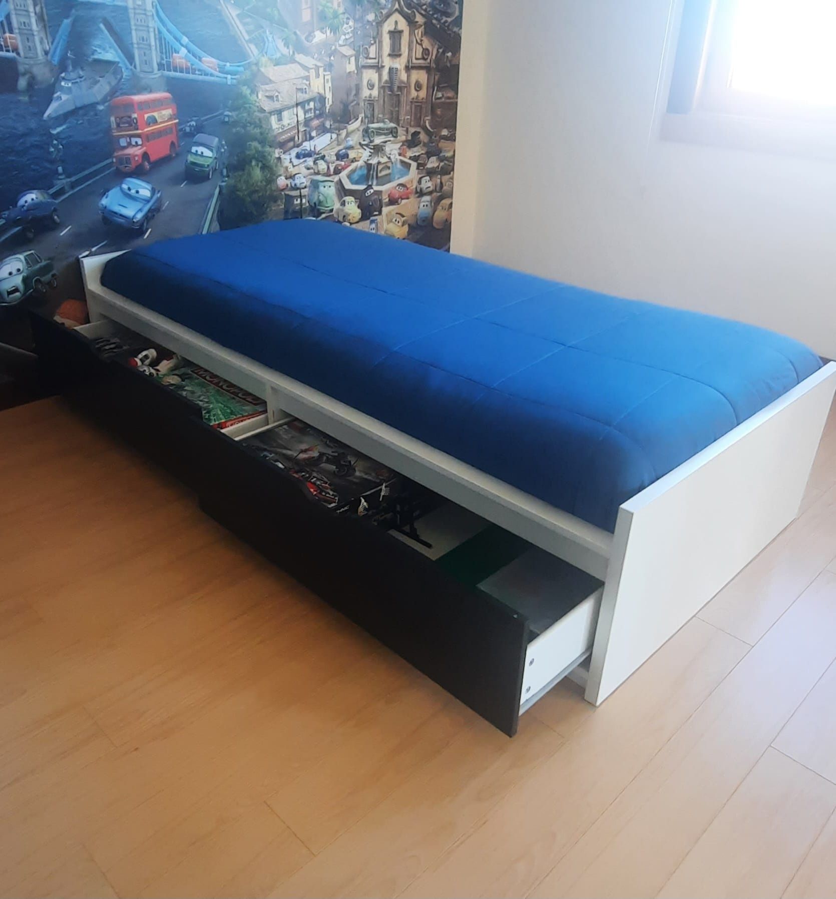 Cama solteiro ikea como nova