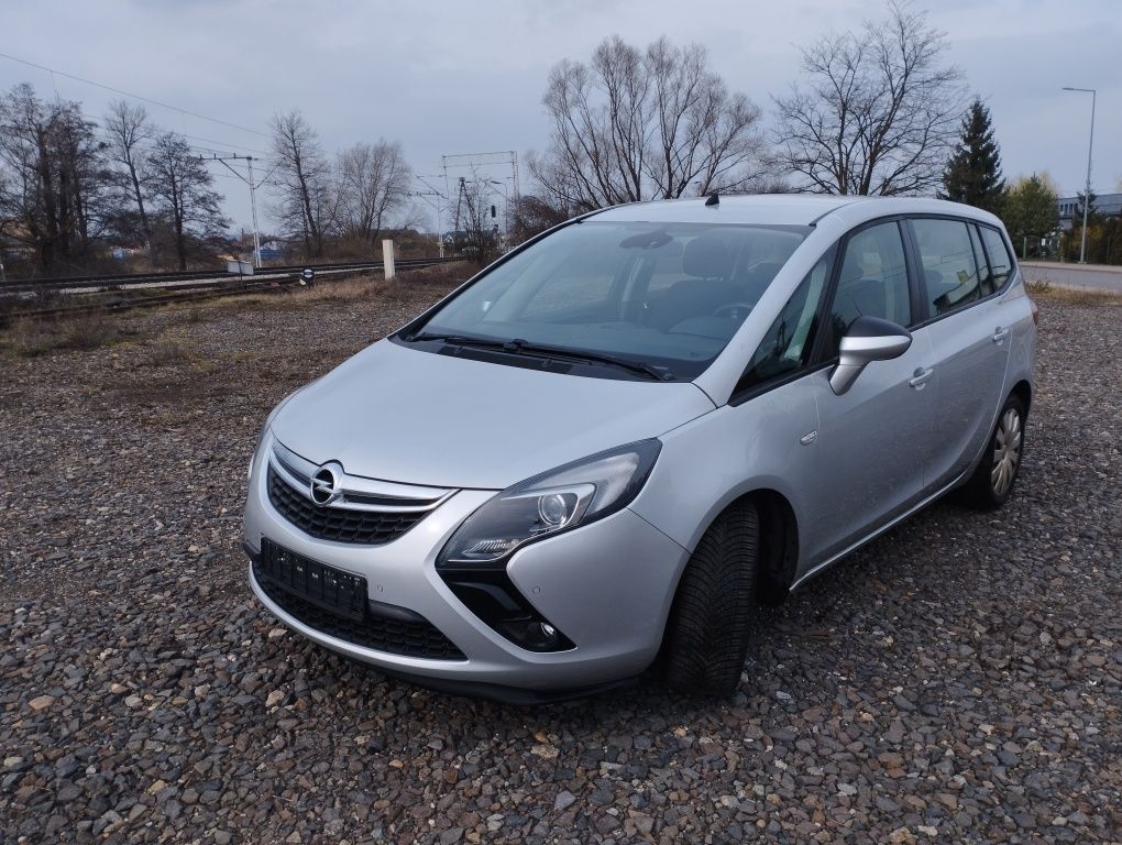 Opel Zafira 2015 rok.2.0 .CDTI. 170 KM