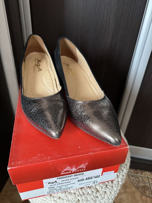 Czulenka na niskim slupku