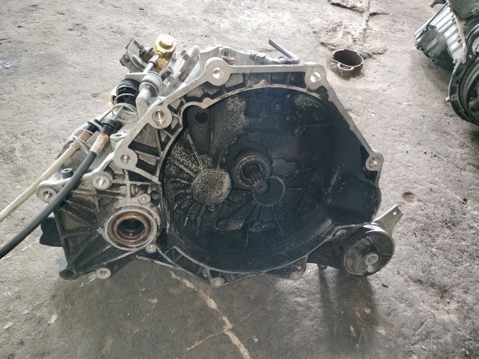 КПП коробка передач  Opel vectra 2.2б F23 5495775