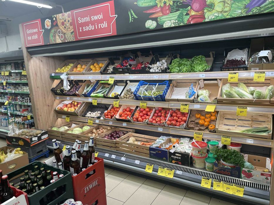 Sprzedam kompleksowe wyposażenie sklepu spożywczego