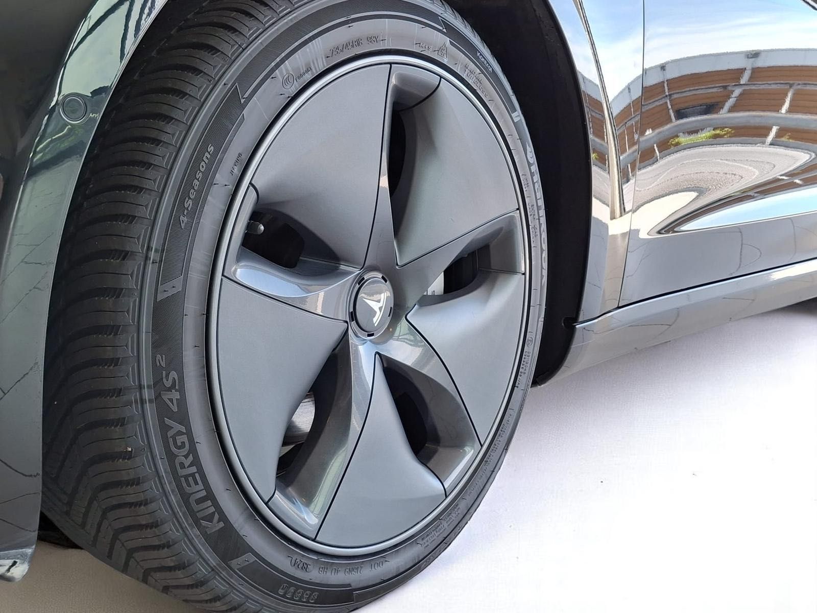 Tesla Model 3 Dual Motor Long Range
