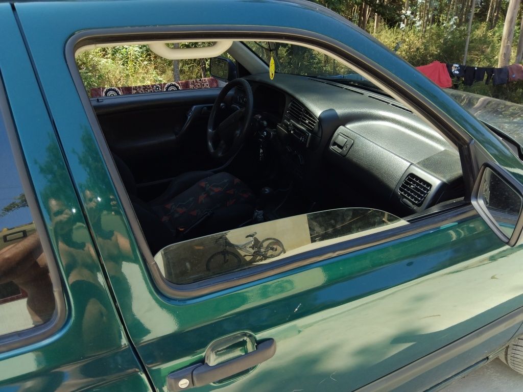 Golf mk3 tdi 90cv 5 lugares
Tem tudo em dia
Revisão feita 
Inspecção a