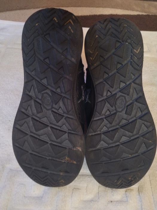 Зимове шкіряне взуття для хлопчика 34р.