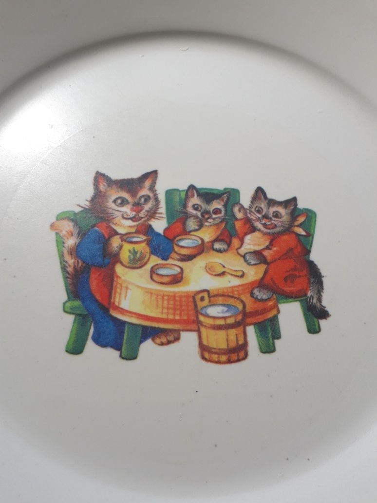 PRL 2x talerz kotki głodomory koty motyw dziecięcy tworzywo sztuczne