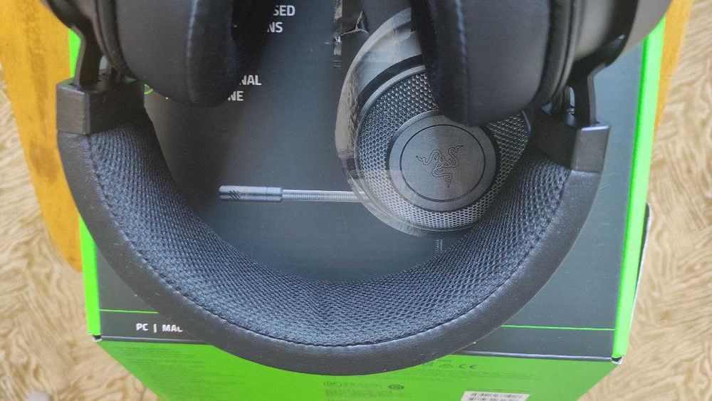 Наушники Razer Kraken RZ04-02830200-R3M1