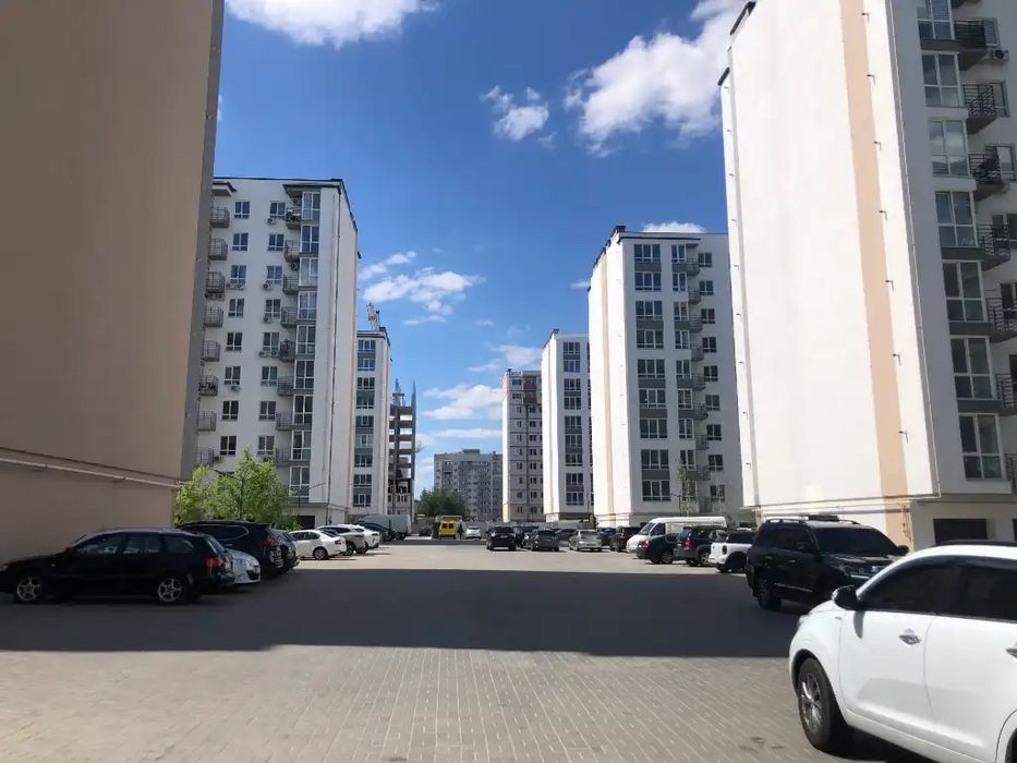 Продам 1-к квартиру/ ЖК Днепровская Брама 2/ Слобожанское